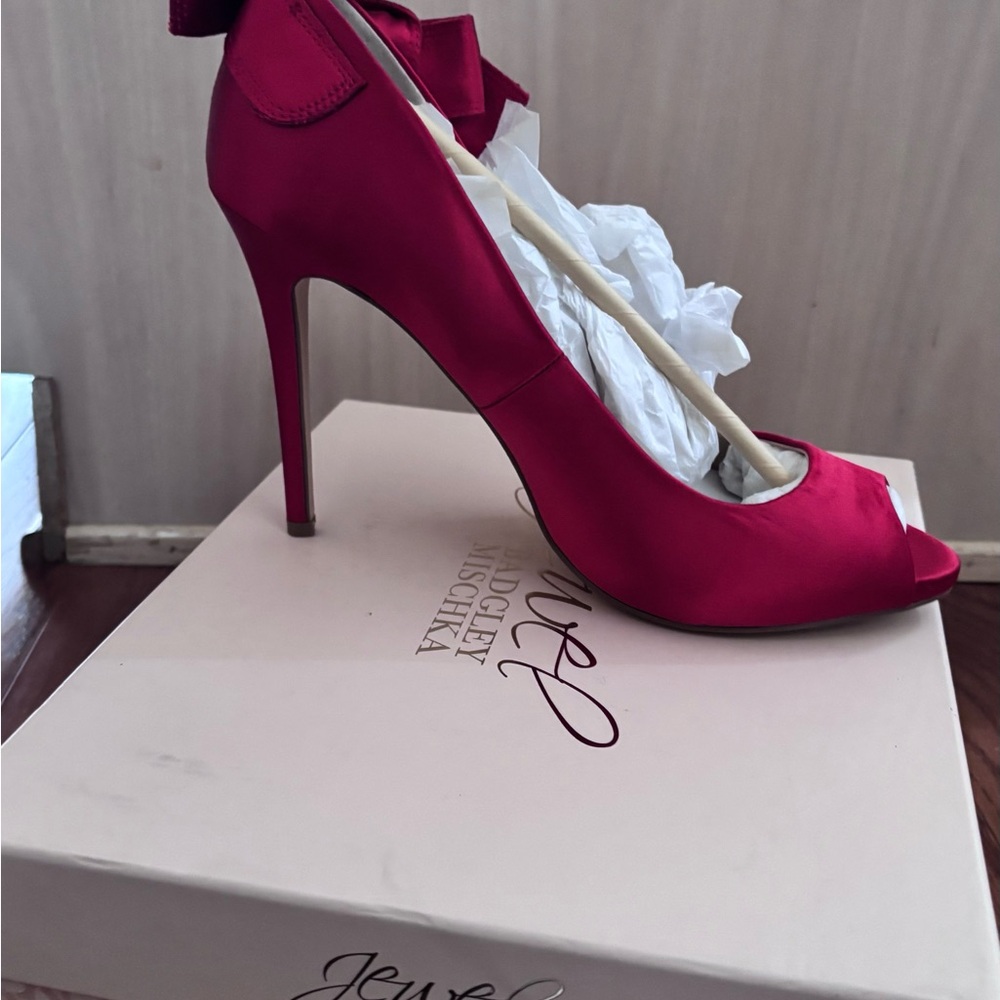 Jewel Badgley Mischka Red Stiletto Heels with Bow